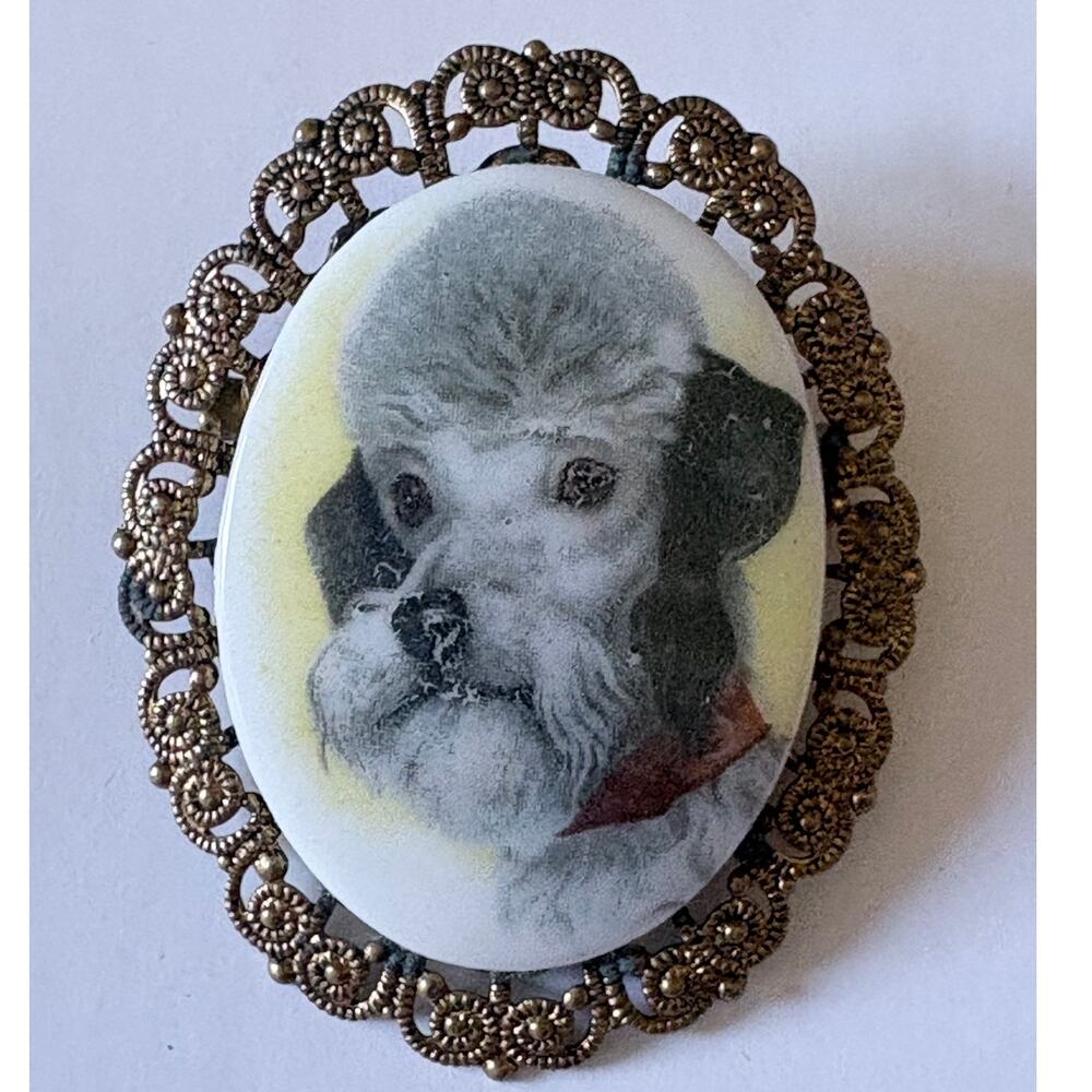 1970’s Dog Brooch with Gold-tone Filigree Border